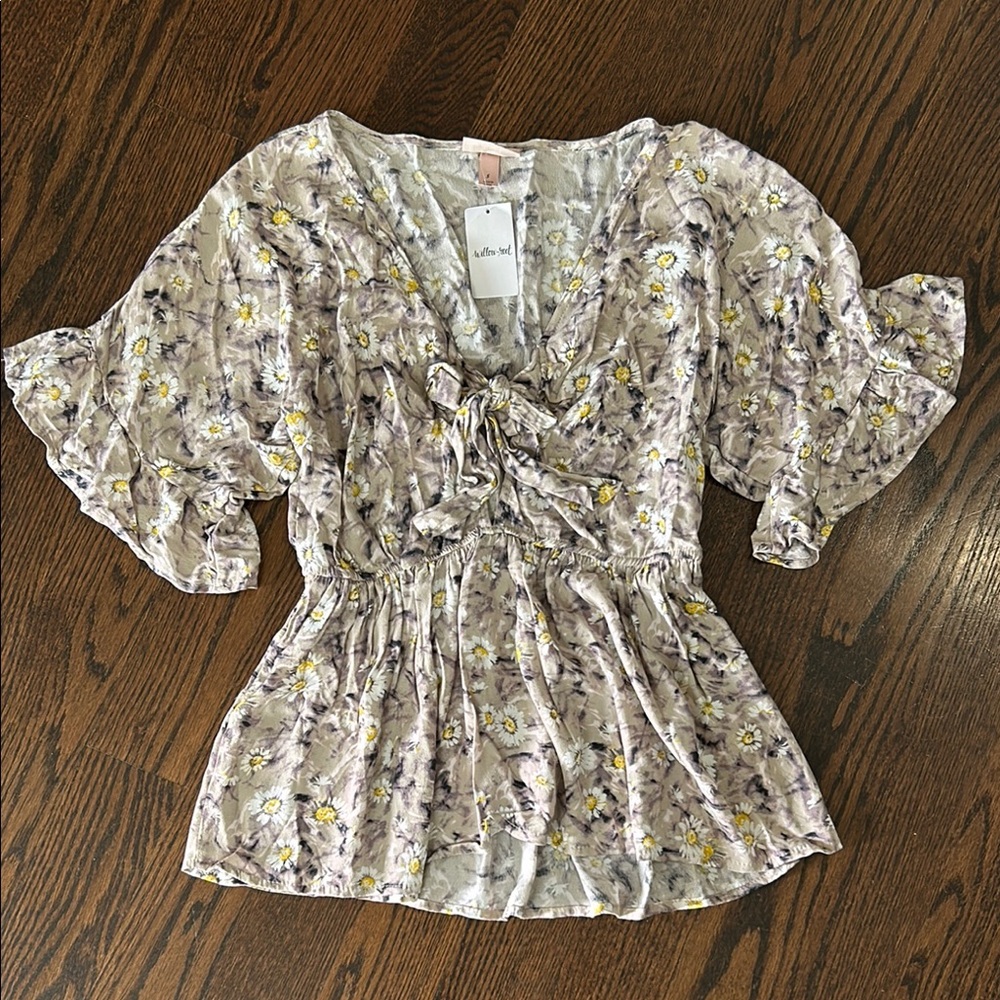 Floral Ruffle Sleeve Top